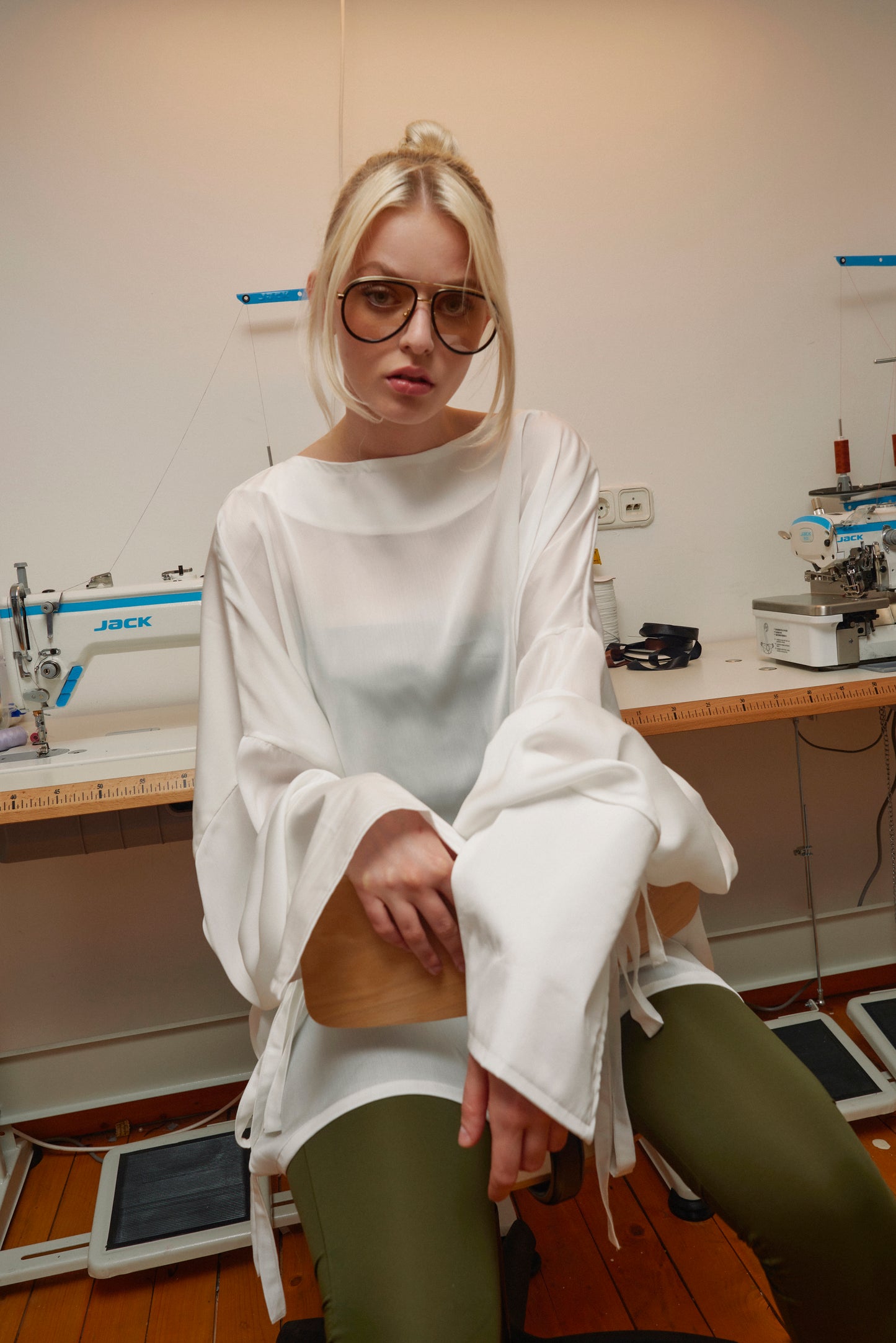 OVERSIZE CRUZ SHIRT - white